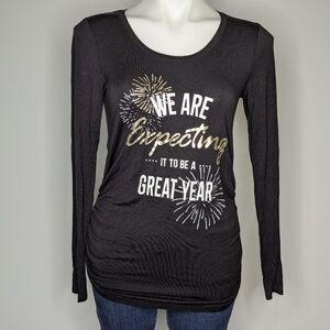 ✨3/$15 A: Glow black & gold new year pregnancy  top S